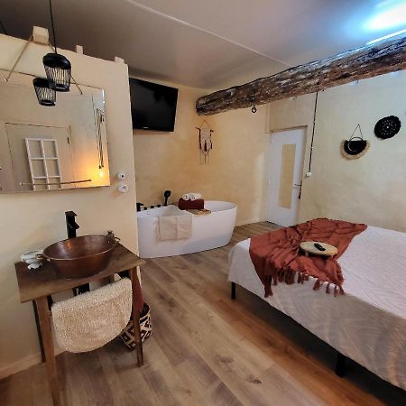 Chambre D'Hotes Gard Meynes Exterior foto